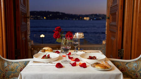 Magnificent Valentine’s Day Specials at Ciragan Palace Kempinski Istanbul 